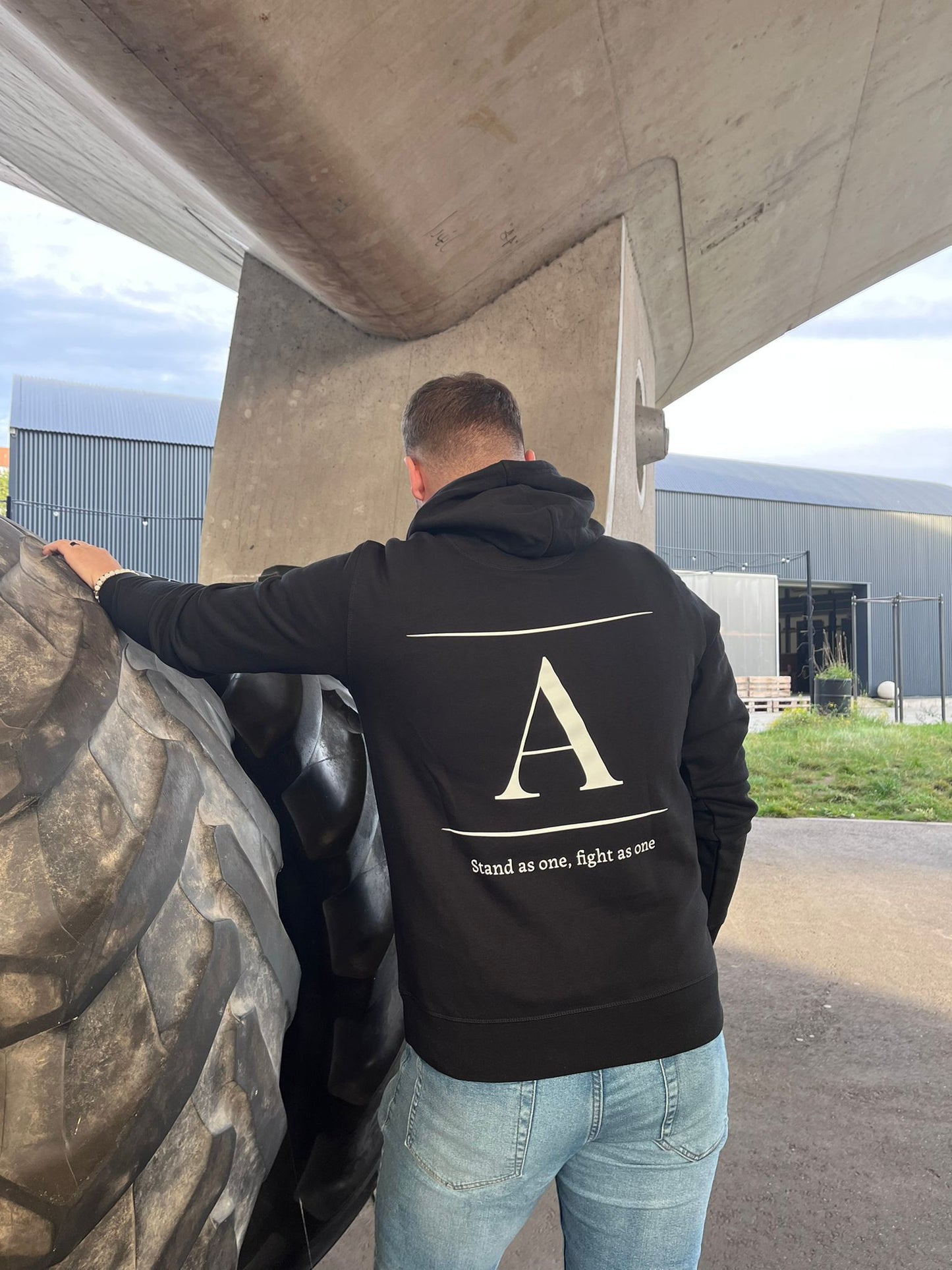 Adelfos Hoodie Zwart